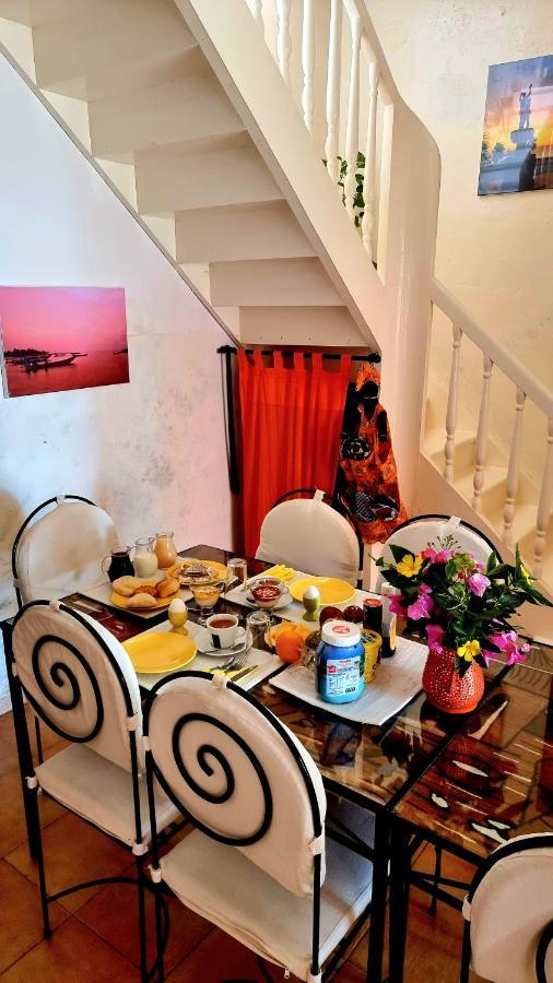 Gorée Chez Coumbis B&B 외부 사진